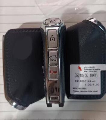 جودة  New OEM KIA Smart Keys PN: 95440-J5210  For 2019-2020 Kia Stinger GT  4-Button 
 مصنع