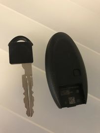 شراء خفيفة الوزن سطح أملس نيسان الذكية مفتاح FCC ID KR5S180144106 433MHZ 3 زر التصنيع عبر الإنترنت